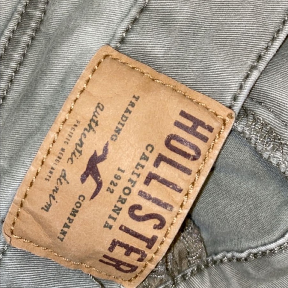 Hollister pants